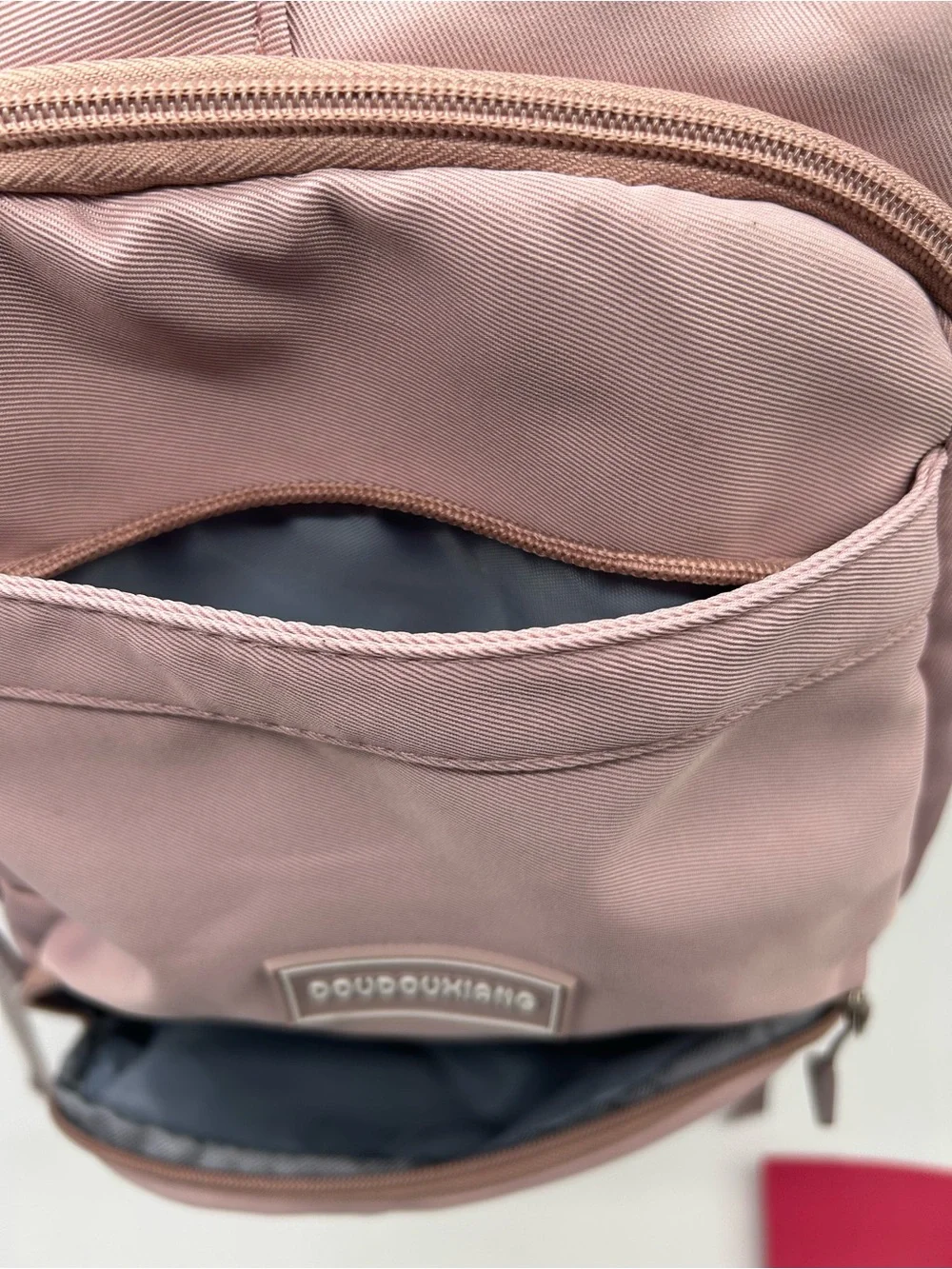 DOUDOUXIANG Dusty Pink Multi Pocket Backpack